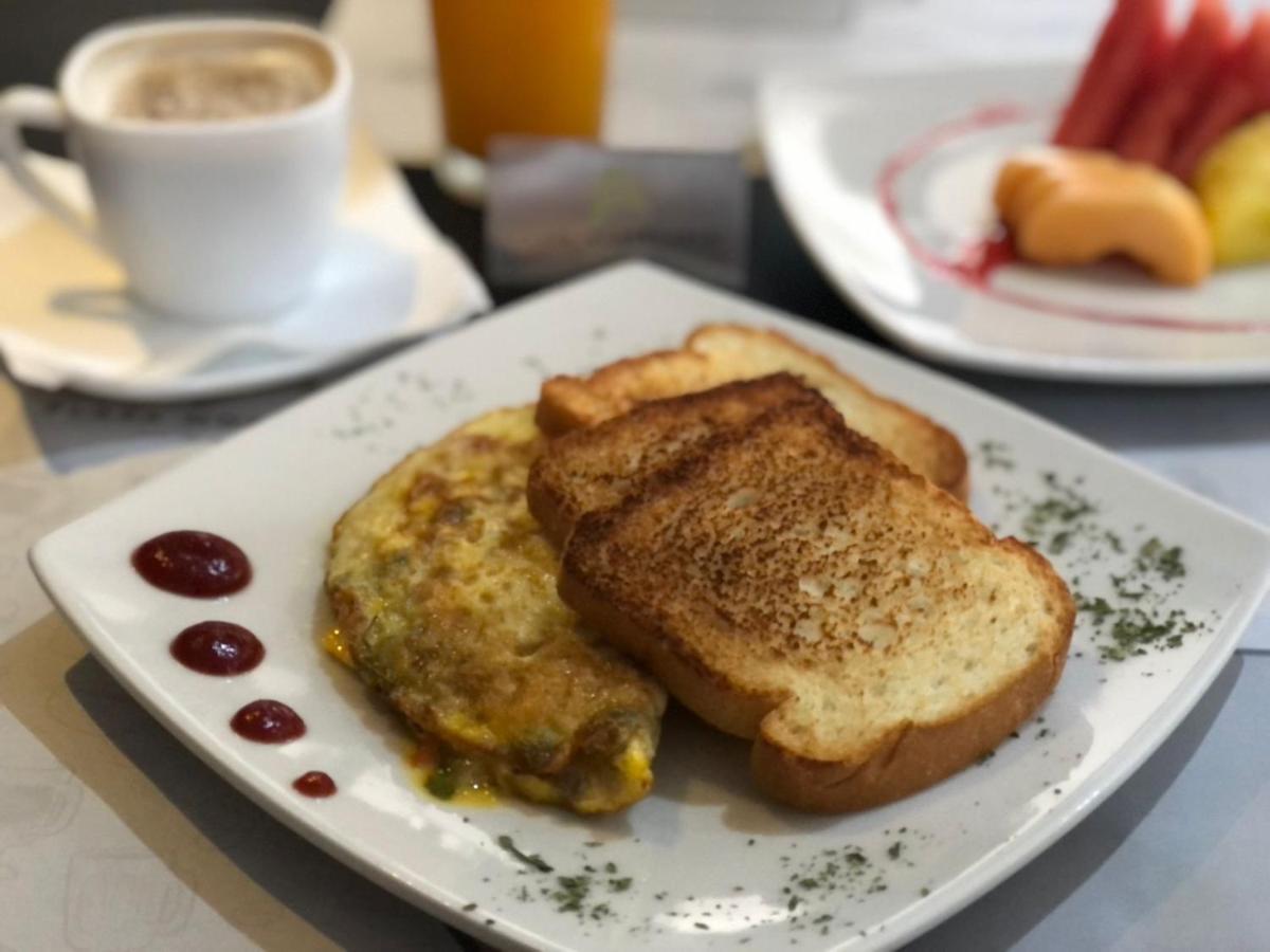 Hotel Plaza Monte Carlo Guayaquil Dış mekan fotoğraf