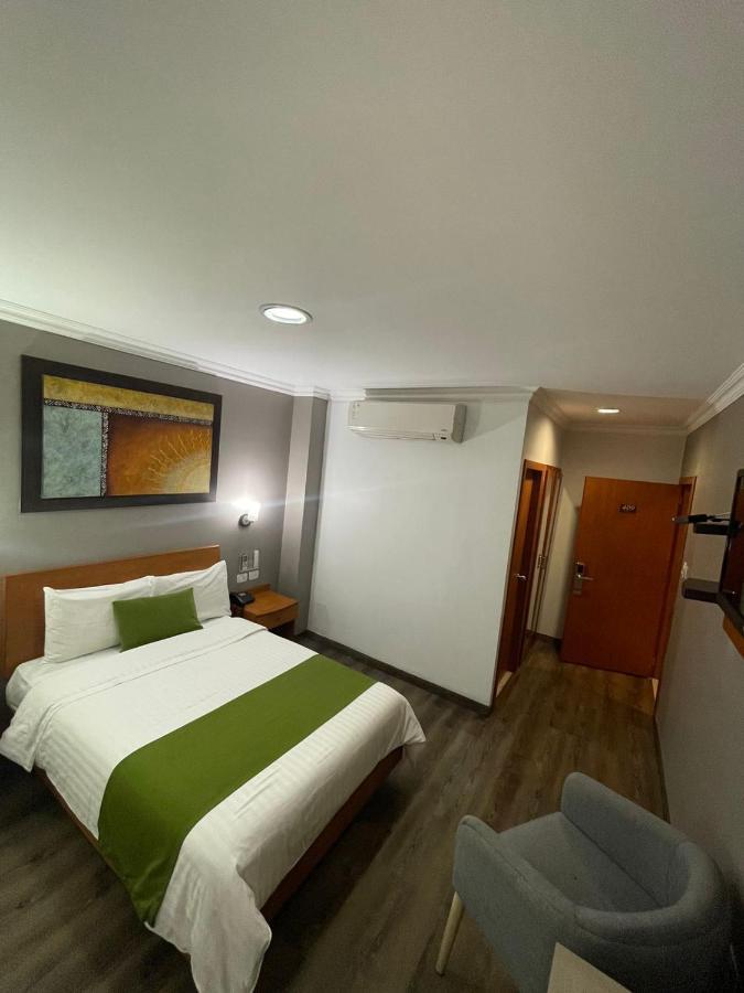 Hotel Plaza Monte Carlo Guayaquil Dış mekan fotoğraf